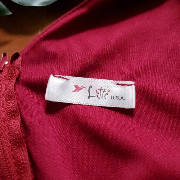 Colorblock Sundress with Gold Belt - Picture 4 of 7